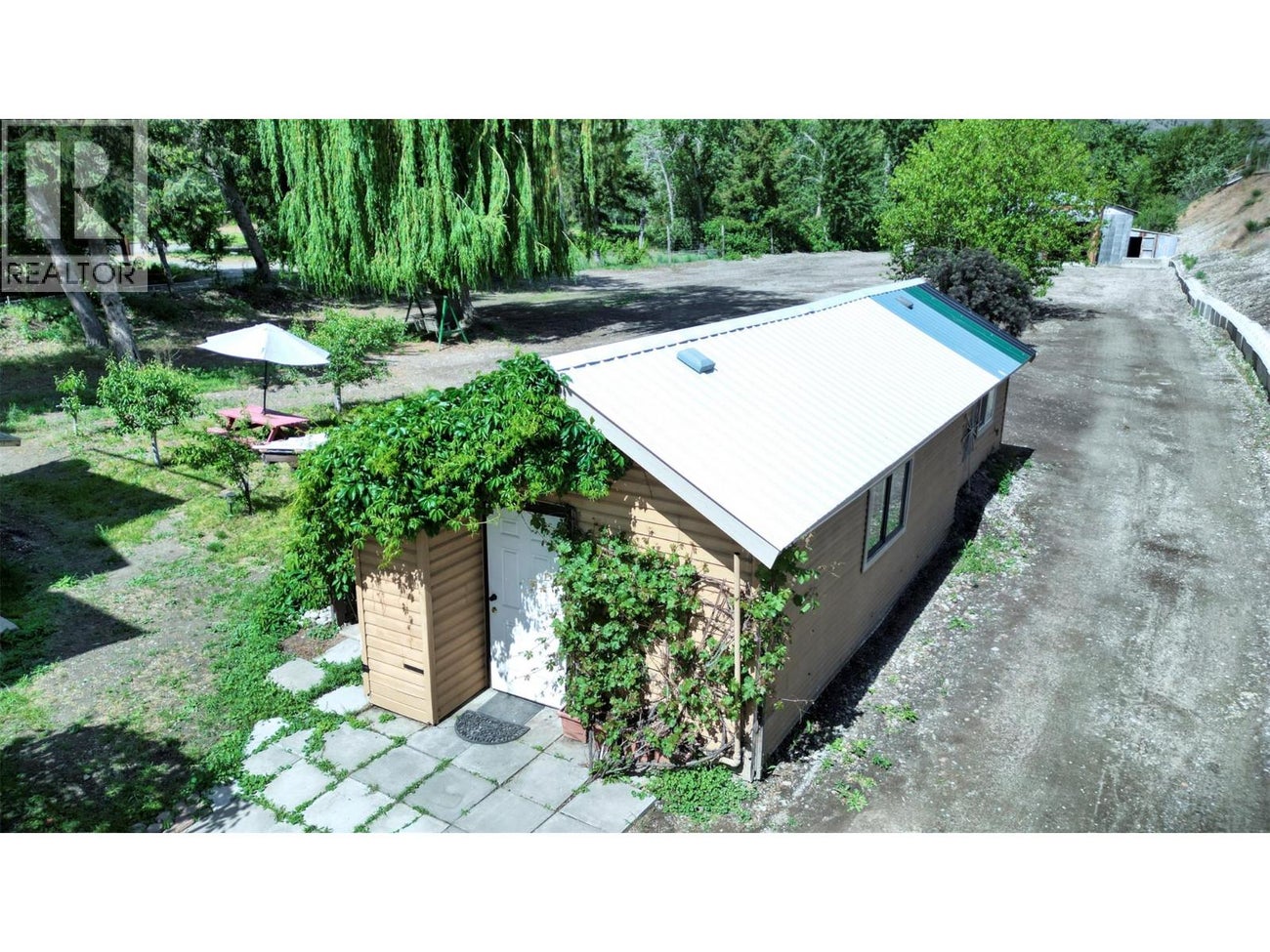 204 Greasewood Avenue - Oliver House for Sale, 2 Bedrooms (10388588)# - 11