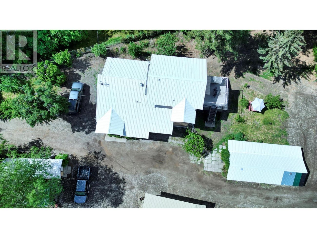 204 Greasewood Avenue - Oliver House for Sale, 2 Bedrooms (10388588)# - 3