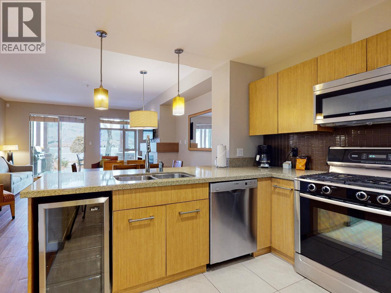 15 PARK Place Unit# 14 - Osoyoos Row / Townhouse for Sale, 2 Bedrooms (10391895)# - 4