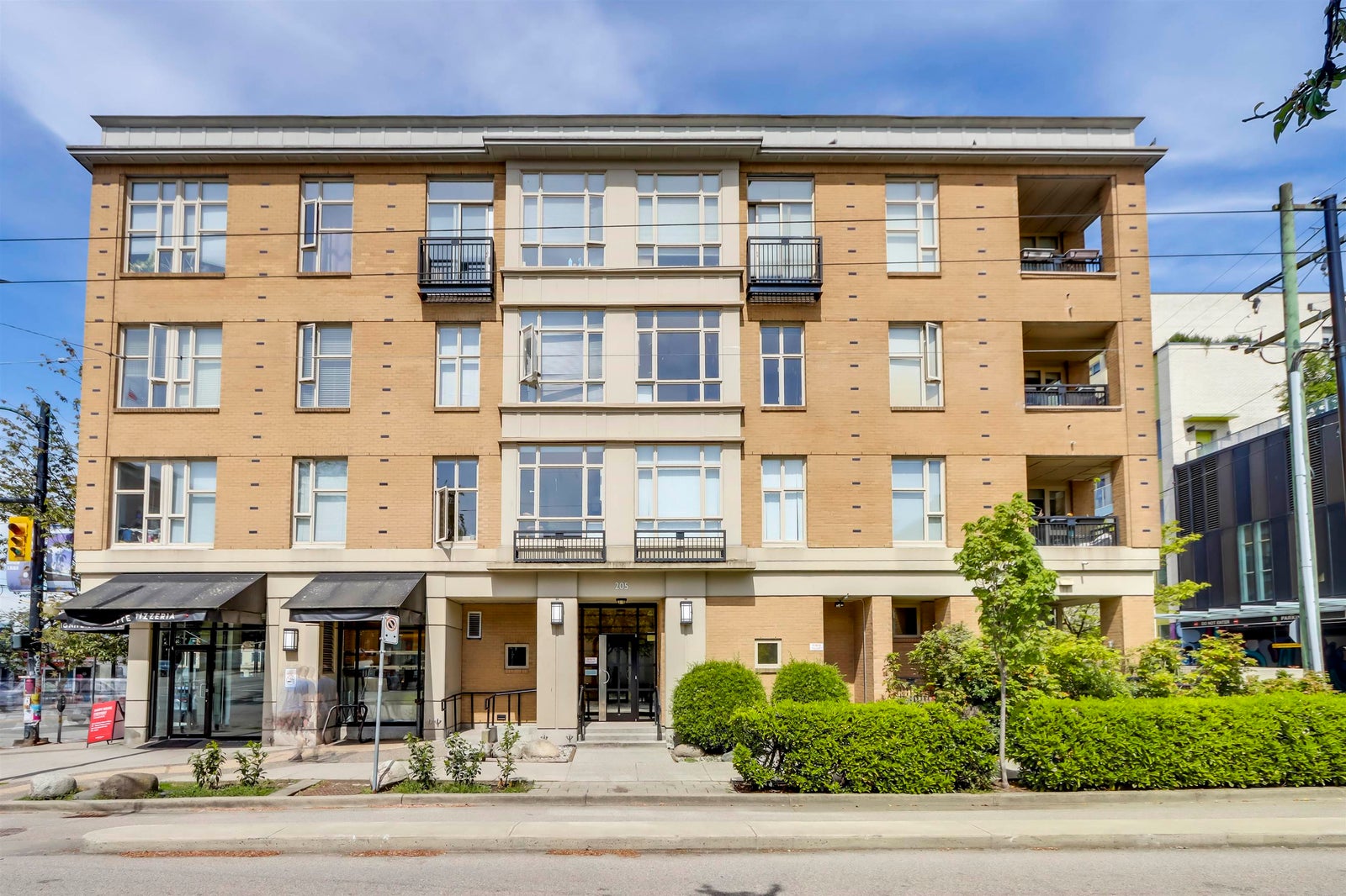 411 - 205 E 10th Avenue - Mount Pleasant VE Apartment/Condo for Sale, 1 Bedroom (R3000027)