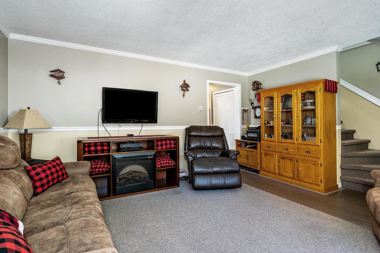 6267 MORGAN PLACE - Cloverdale BC 1/2 Duplex for sale, 3 Bedrooms (R2478368) #6