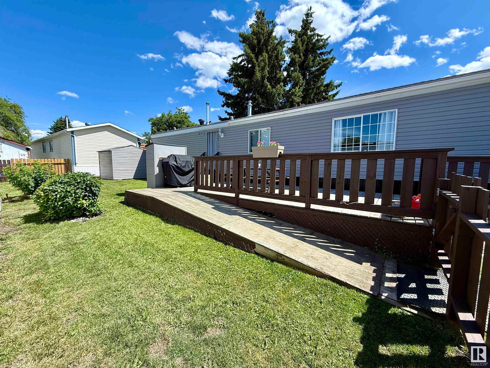 #196 305 Calahoo RD - Mobile City Estate single-family-residence for Sale, 3 Bedrooms (E4447795)