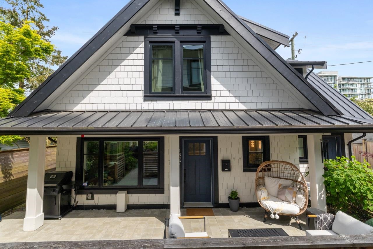1827 W 15th Avenue - Kitsilano Half Duplex for Sale, 3 Bedrooms (R3016234)