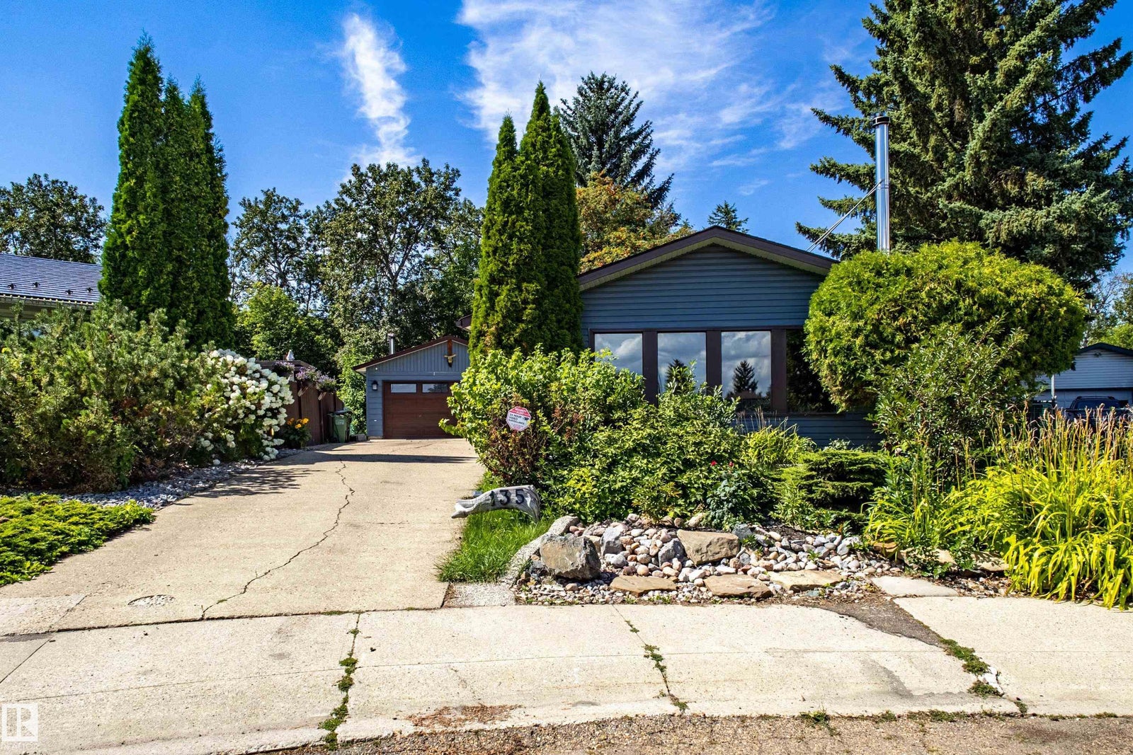 135 HOMESTEAD CR NW - Homesteader Detached Single Family for Sale, 4 Bedrooms (E4452058)