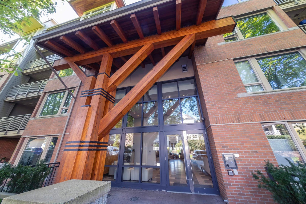 518 - 119 W 22nd Street - Central Lonsdale Apartment/Condo for Sale, 2 Bedrooms (R3005043) #1