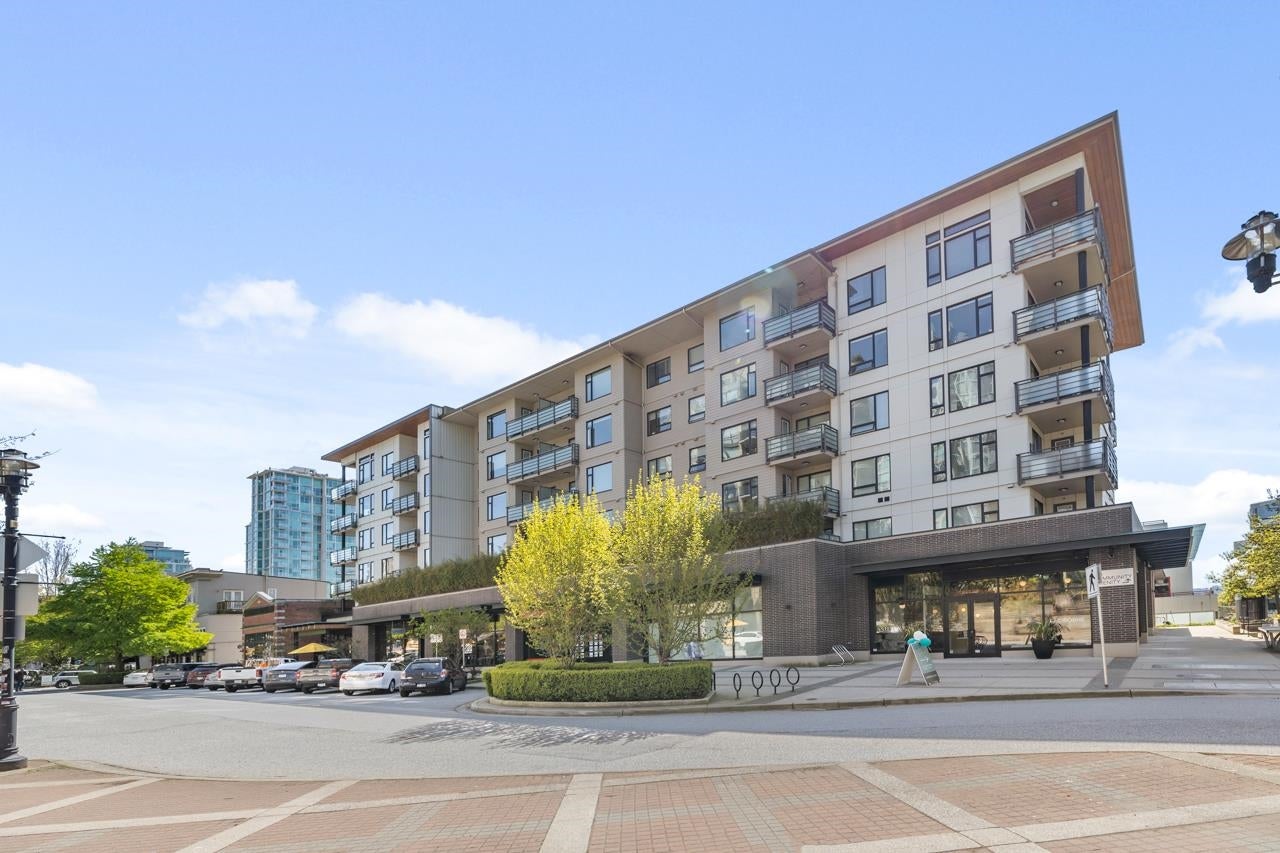 303 123 W 1ST STREET - Lower Lonsdale Apartment/Condo for sale, 2 Bedrooms (R2876295)