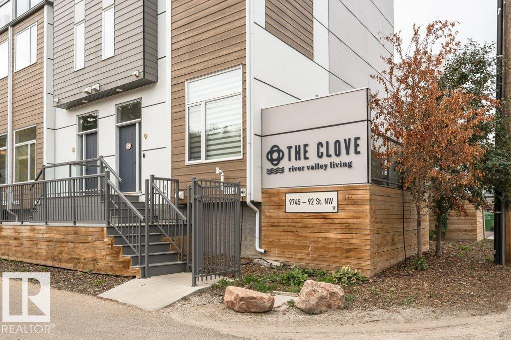#8 9745 92 ST NW - Cloverdale Townhouse for Sale, 3 Bedrooms (E4460247)