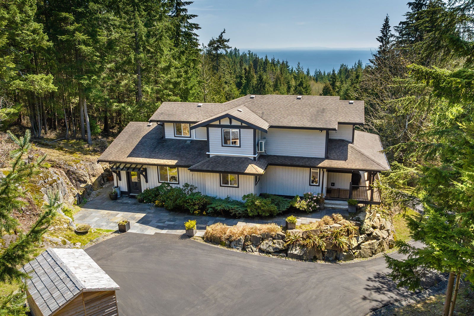 341 Aerie Tree Lane - Bowen Island House/Single Family for sale, 5 Bedrooms (R2955190)