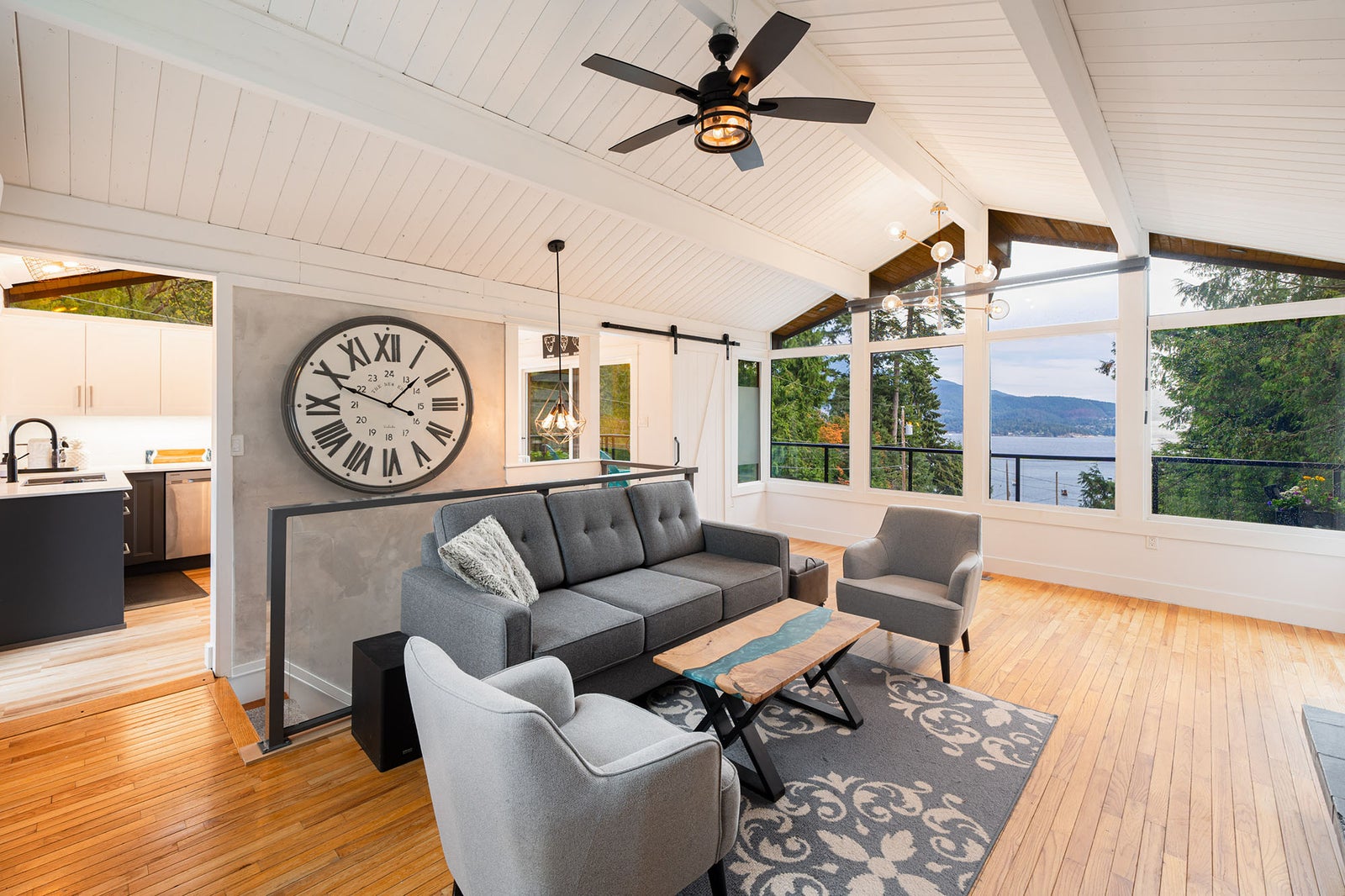 Buy On Bowen Real Estate on Bowen Island Mary Lynn Machado PREC My