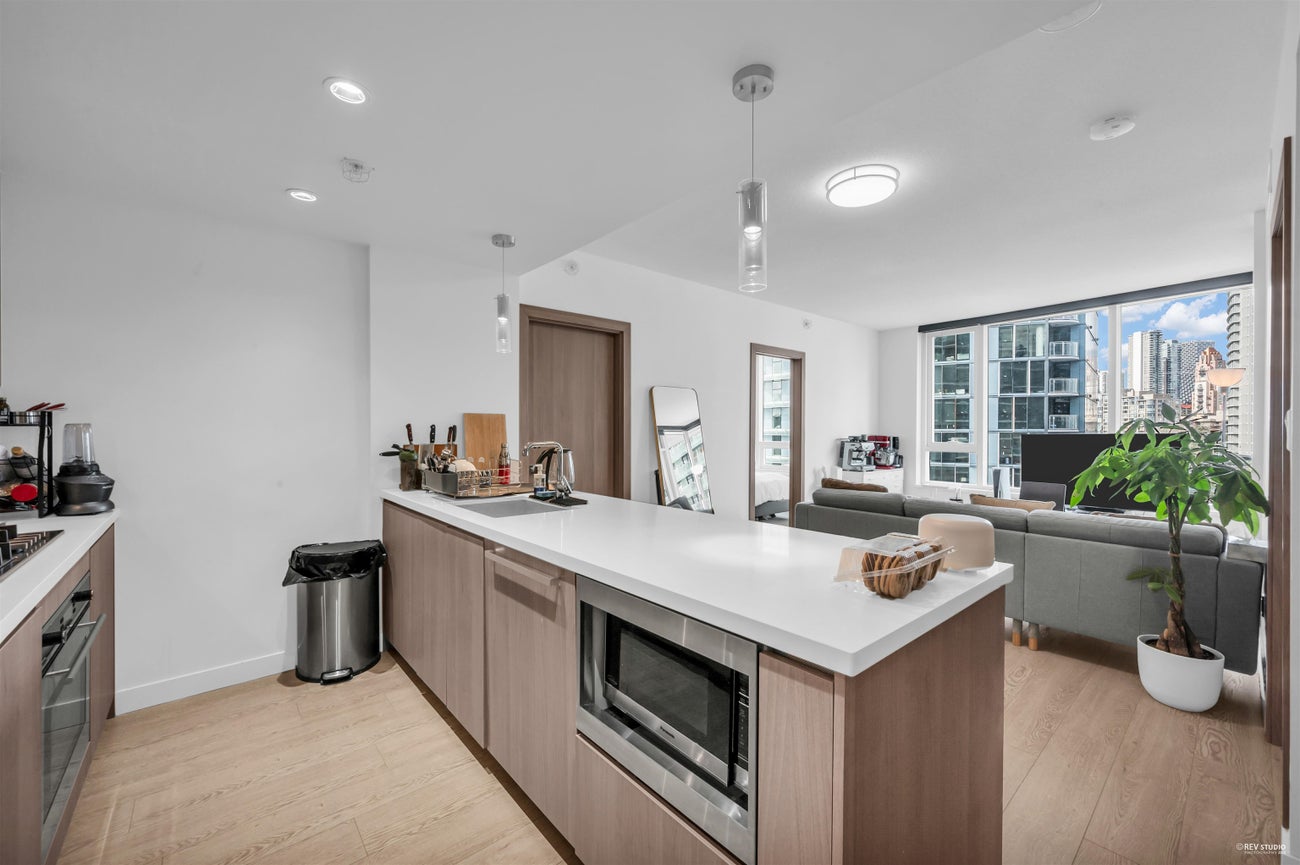 711 - 68 Smithe Street - Downtown VW Apartment/Condo for Sale, 2 Bedrooms (R2981336) #4