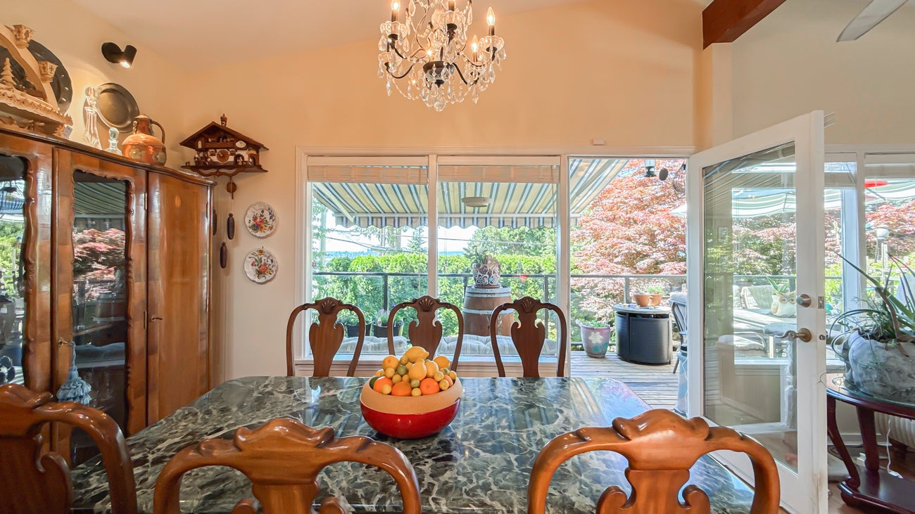 414 Montroyal Boulevard - Upper Delbrook Single Family Residence for Sale, 4 Bedrooms (R3025827) #21