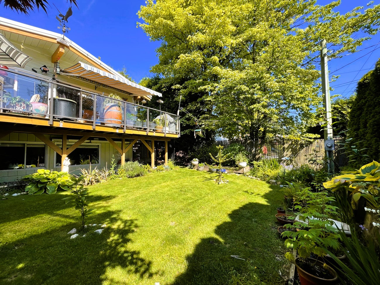 414 Montroyal Boulevard - Upper Delbrook Single Family Residence for Sale, 4 Bedrooms (R3025827) #3