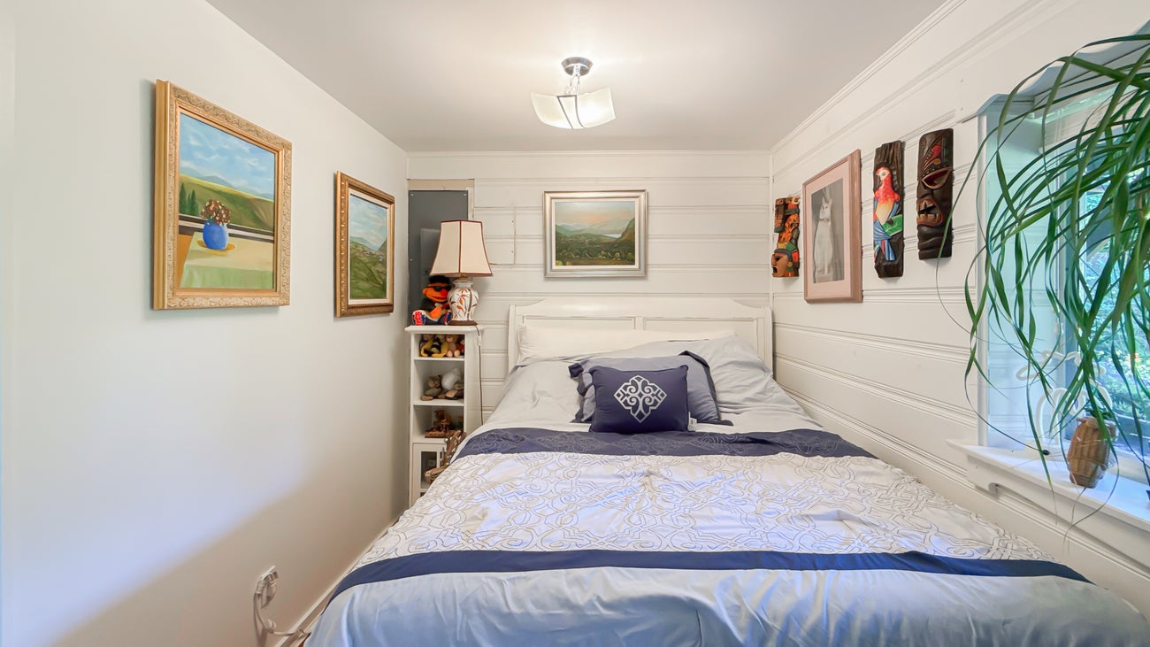 414 Montroyal Boulevard - Upper Delbrook Single Family Residence for Sale, 4 Bedrooms (R3025827) #38