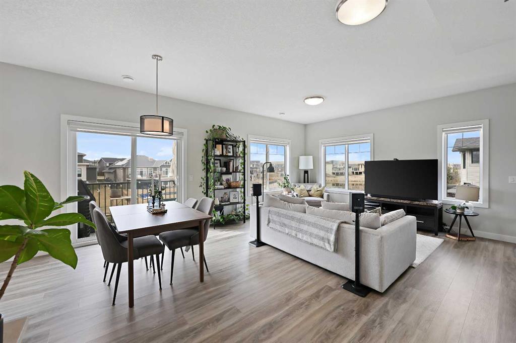 250 Canals Crossing SW - Canals Row/Townhouse for Sale, 3 Bedrooms (A2214560)