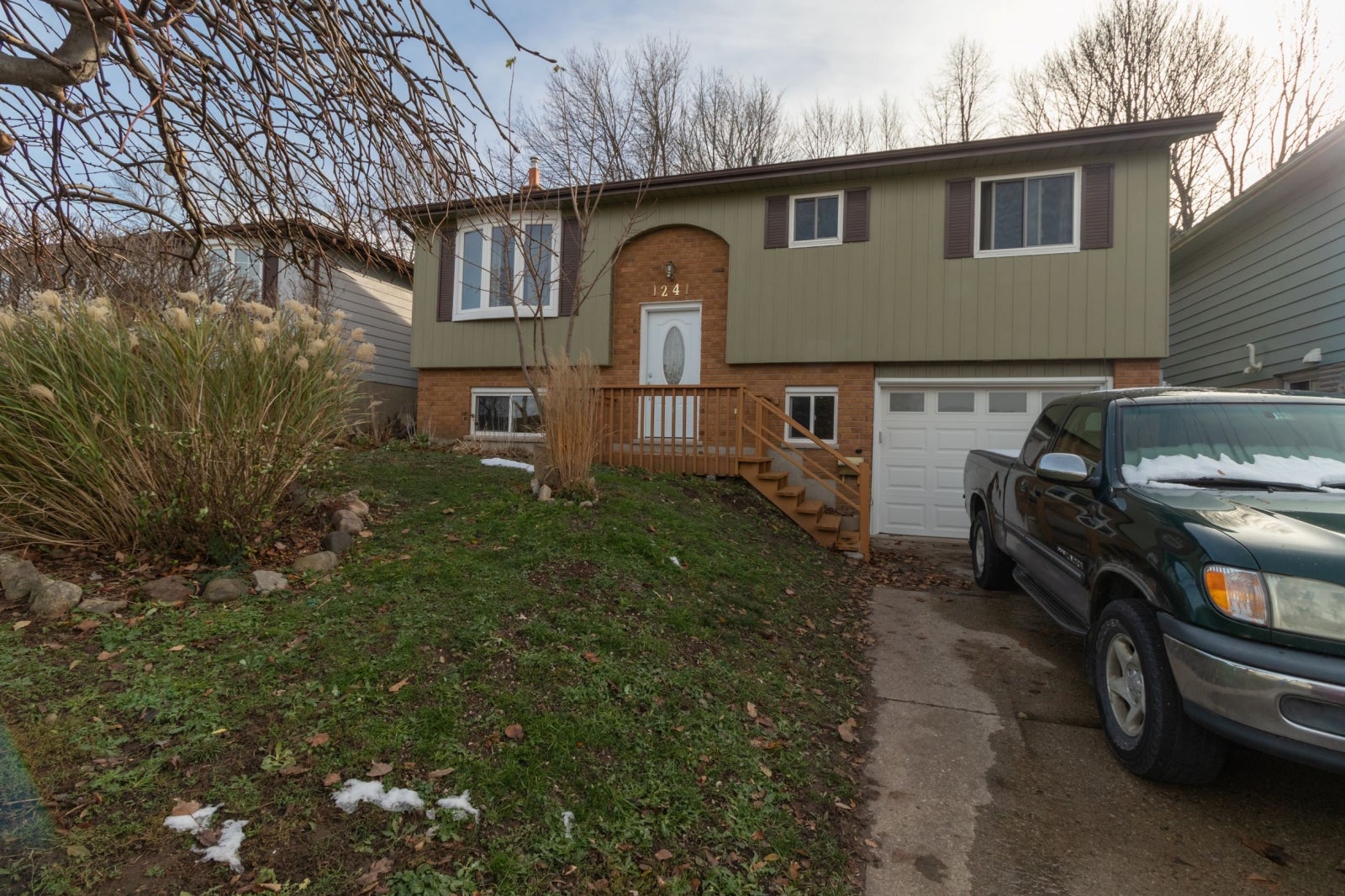 1241 11th St E Owen Sound Owen Sound, Ontario Single Family For Sale