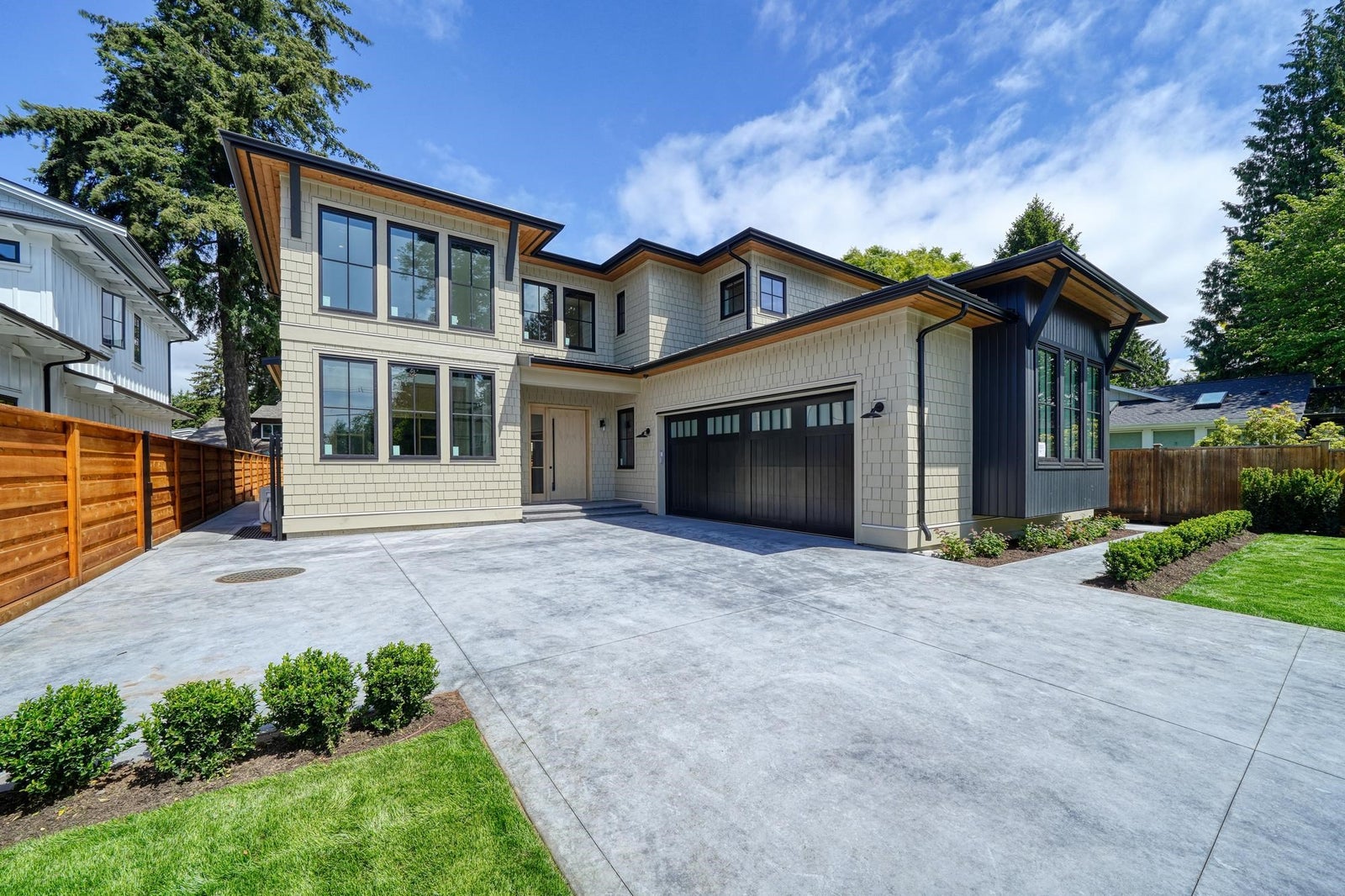 12321 22 Avenue - Crescent Bch Ocean Pk. Single Family Residence for Sale, 5 Bedrooms (R2988753)
