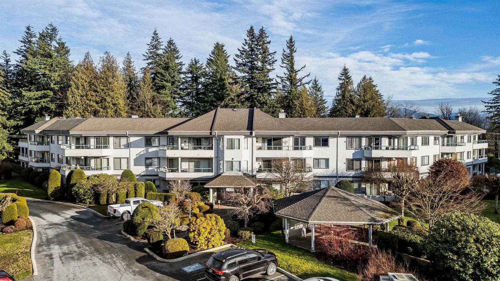 208 2451 GLADWIN ROAD - Abbotsford West Apartment/Condo for sale, 2 Bedrooms (R2956899)