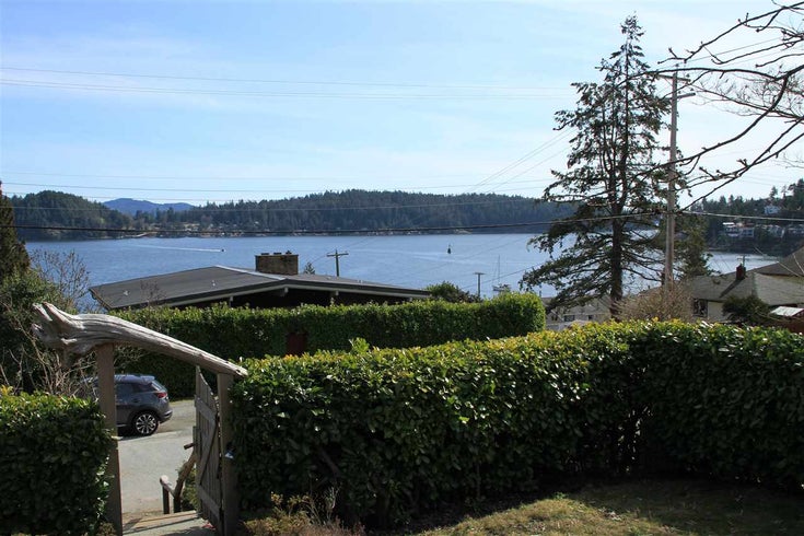 601 Seaview Road - Gibsons & Area House/Single Family for sale, 3 Bedrooms (R2407165)