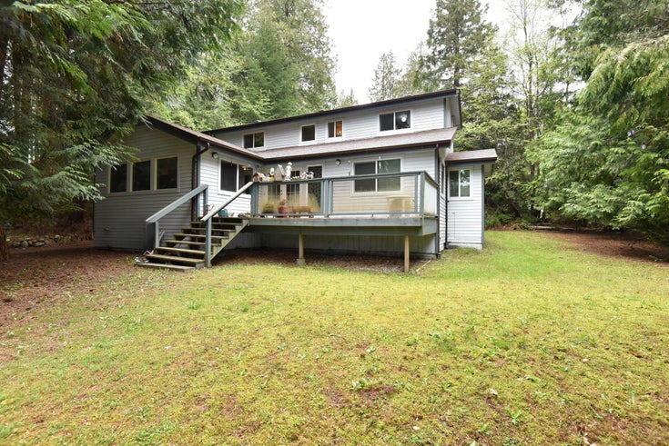 1029 GRANDVIEW ROAD - Gibsons & Area House/Single Family for sale, 3 Bedrooms (R2875871)