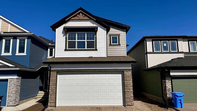 246 Hotchkiss Manor SE - Hotchkiss Detached for Sale, 4 Bedrooms (A2217502)