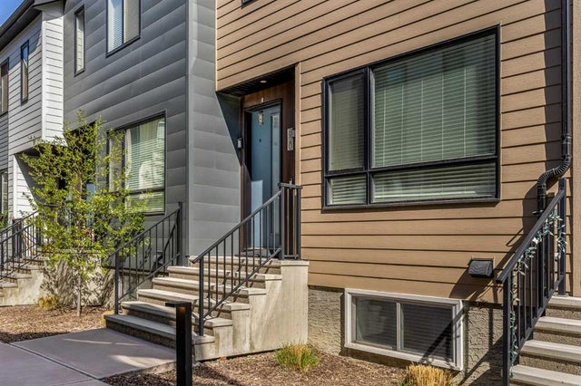 820 Redstone Crescent NE - Redstone Row/Townhouse for Sale, 3 Bedrooms (A2218734)