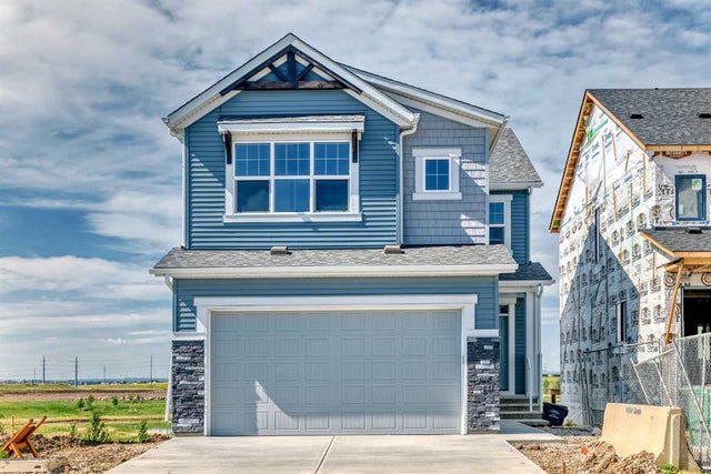 155 Hotchkiss Common SE - Hotchkiss Detached for Sale, 4 Bedrooms (A2236985)
