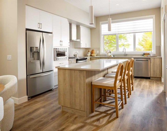 15 Magnolia Street  - Mahogany Detached for Sale, 3 Bedrooms (A2238787)