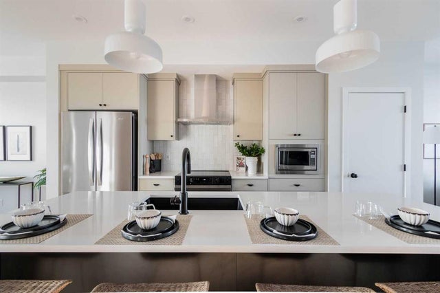 1449 Rangeview Drive SE - Rangeview Semi Detached (Half Duplex) for Sale, 3 Bedrooms (A2241977)