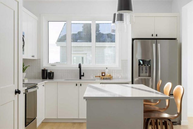 1445 Rangeview Drive SE - Rangeview Semi Detached (Half Duplex) for Sale, 3 Bedrooms (A2242272)