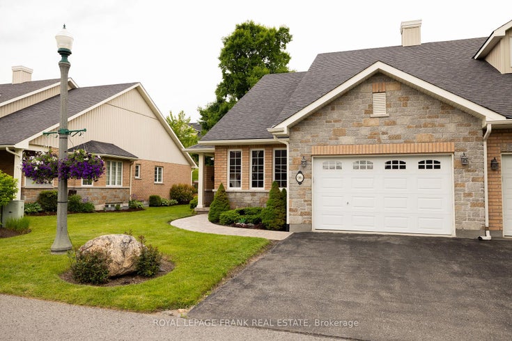 96 Village Crescent - 2 South Condo Townhouse for Sale, 2 Bedrooms (X12222651)
