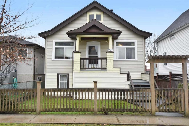 904 E 37th Avenue - Fraser VE House/Single Family, 2 Bedrooms (R2340309)