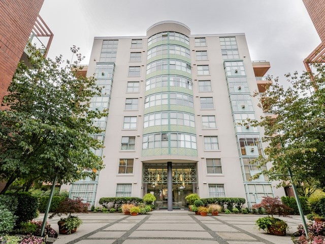 201 3055 Cambie Street - Fairview VW Apartment/Condo, 2 Bedrooms (R2002511)