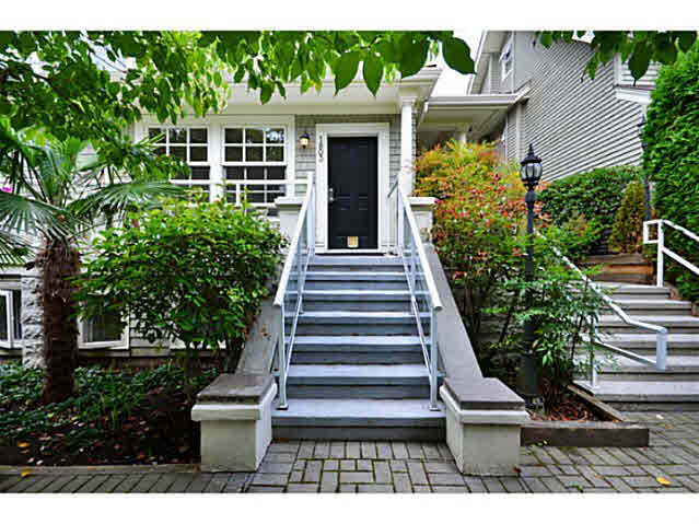 1803 Napier Street - Grandview Woodland Townhouse, 2 Bedrooms (V1046669)