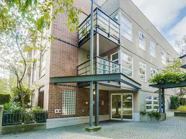 204 2181 W 12th Avenue - Kitsilano Apartment/Condo, 1 Bedroom (V1143230)