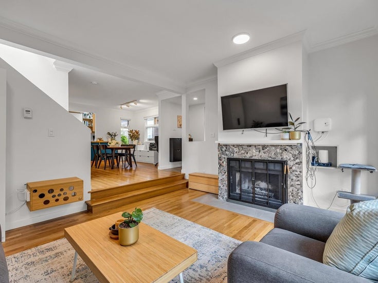 150 W 16th Avenue - Cambie Townhouse, 3 Bedrooms (R3003424)