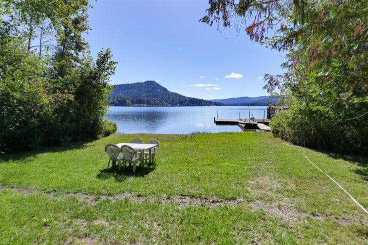 2044 Cullin Rd - ML Shawnigan Single Family Residence for Sale, 2 Bedrooms (1014355)