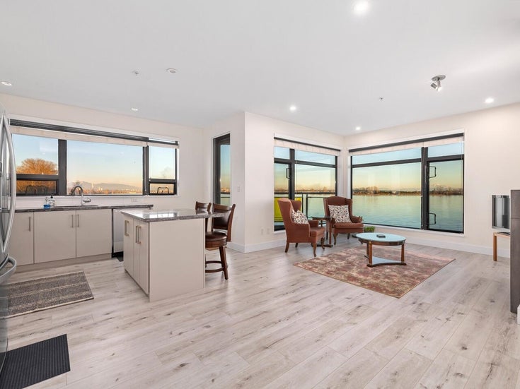 310 - 14200 Riverport Way - East Richmond Apartment/Condo for Sale, 2 Bedrooms (R2997655)