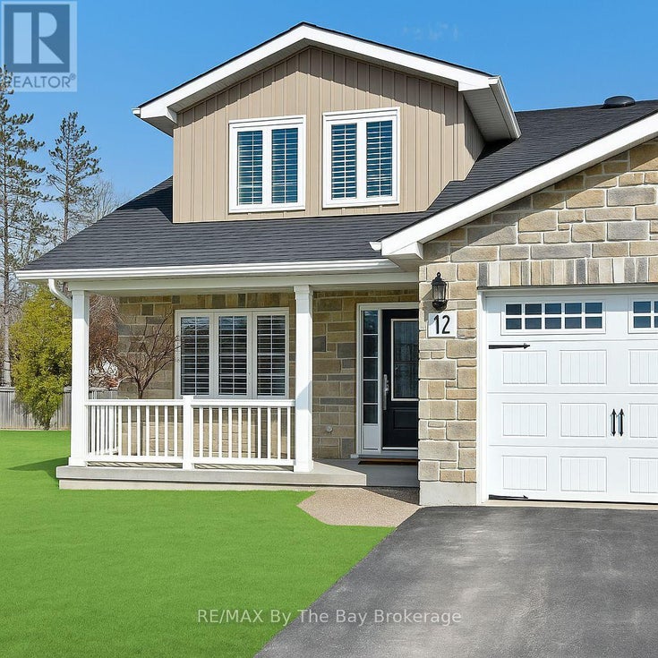 12 GARDEN GROVE CRESCENT - Wasaga Beach Row / Townhouse for Sale, 3 Bedrooms (S12014273)