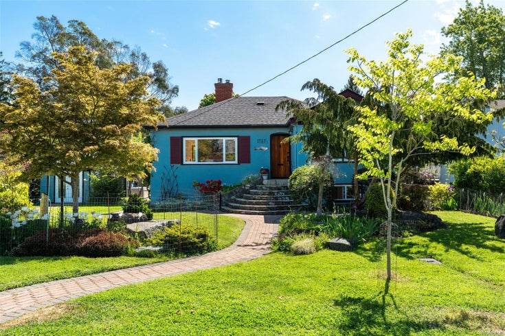 1757 Armstrong Ave - OB North Oak Bay Single Family Residence for Sale, 3 Bedrooms (999168)