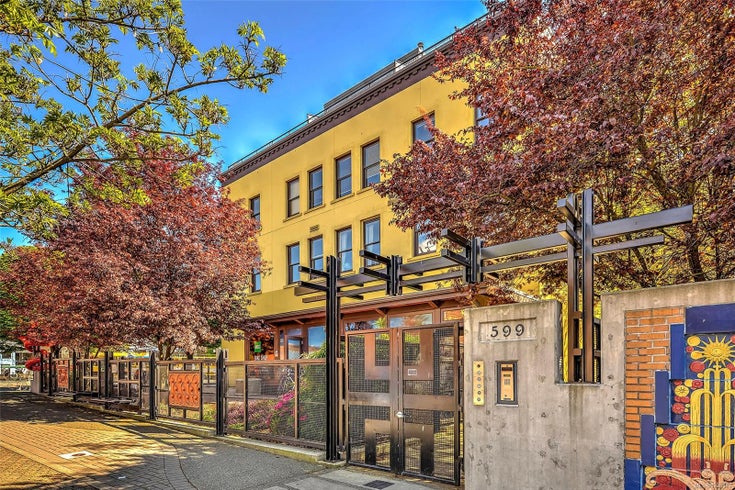 214 - 599 Pandora Ave - Vi Downtown Condo Apartment for Sale, 1 Bedroom (1026167)