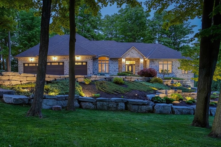 5 Kraftwood Place - Waterloo Single Family, 5 Bedrooms (40706076)