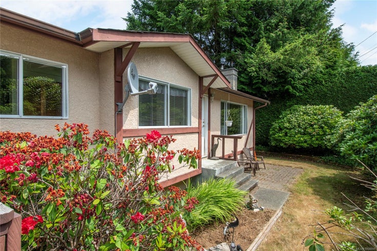 880 Pinecrest Rd - CR Campbell River Central Single Family Residence for Sale, 3 Bedrooms (1004098)