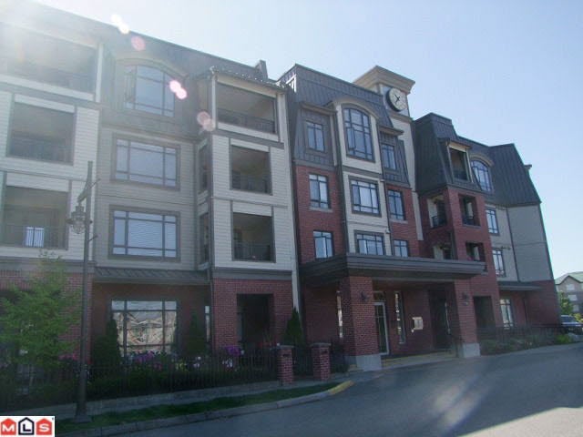 212 8880 202nd Street - Walnut Grove Apartment/Condo for sale, 1 Bedroom (F1019538)
