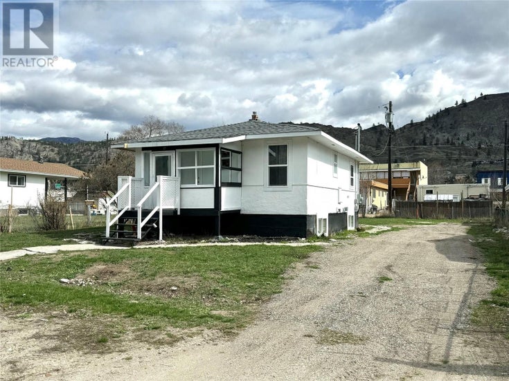 1021 Willow Street - Okanagan Falls House for sale, 3 Bedrooms (10308323)