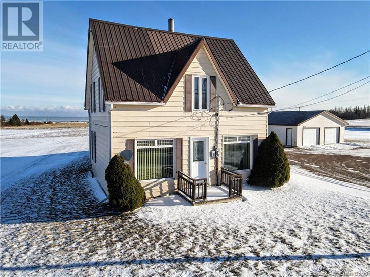 2002 Route 950 - Petit Cap House for Sale, 5 Bedrooms (NB111452)