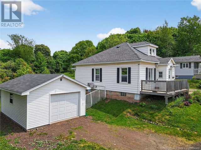 122 Hillview Avenue - Riverview House for Sale, 2 Bedrooms (NB116618)