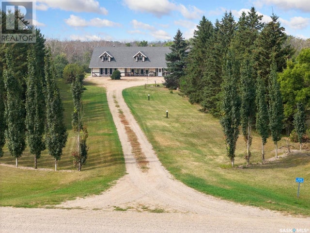 Dionne Laborde Acreage. - Corman Park Rm No 344 House for sale, 4 Bedrooms (SK981639)