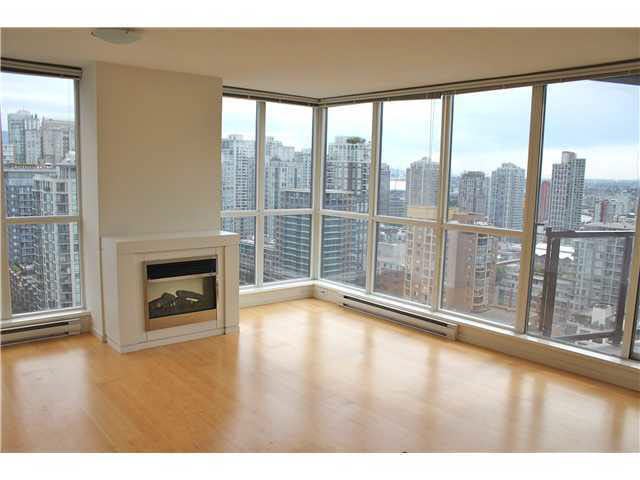 2004 1199 Seymour Street - Downtown VW Apartment/Condo, 2 Bedrooms (V885264)