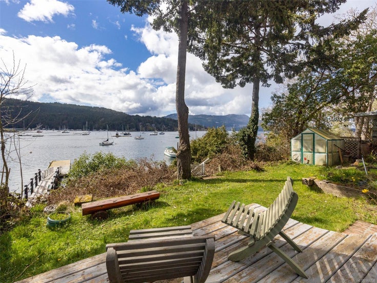 7082 Brentwood Dr - CS Brentwood Bay Single Family Residence for sale, 3 Bedrooms (966238)