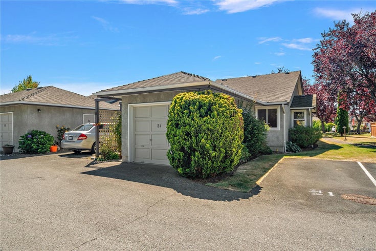 21 - 2070 Amelia Ave - Si Sidney North-East Townhouse for Sale, 2 Bedrooms (1008056)